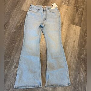 NWT Women's WRANGLER High Rise Fierce Flare Jeans size 12/31 x32